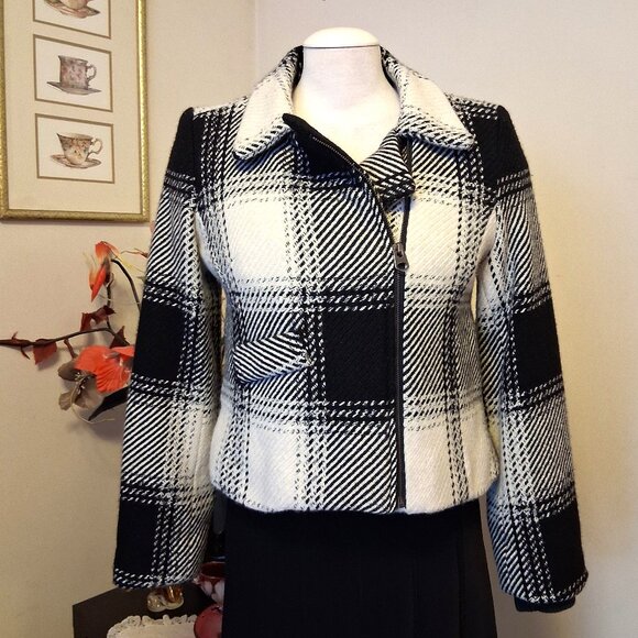 NWT NOUSVOUS Women's Black White Lined Blazer Zip Blazer Jacket Size M 10 - Picture 1 of 16
